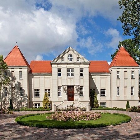 Zespol Palacowy Pacoltowo Na Wylacznosc Kültér fotó